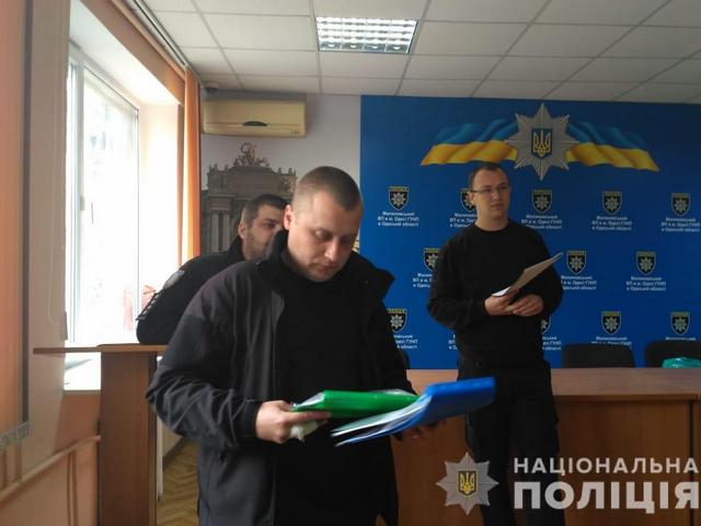 Полицейские берут под круглосуточную охрану избирательные участки в Одесской области