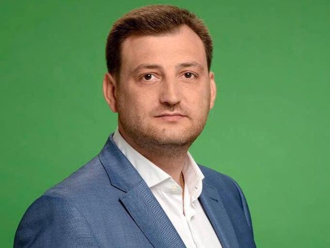 Данные соцопроса: на 139 округе лидирует кандидат от «Слуги народа» Васильковский