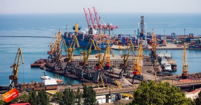 Одесский порт нарастил перевалку контейнеров и черных металлов, но сократил зерновых
